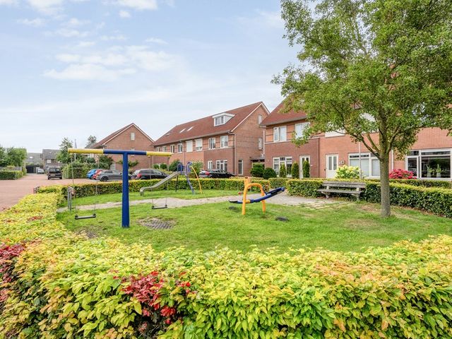 Van Oijstraat 4, Hardenberg
