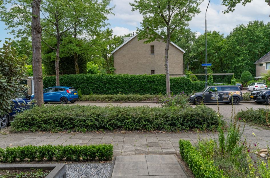 Van Leeuwenhoeklaan 27
