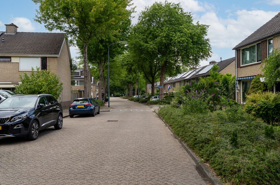 Van Leeuwenhoeklaan 27