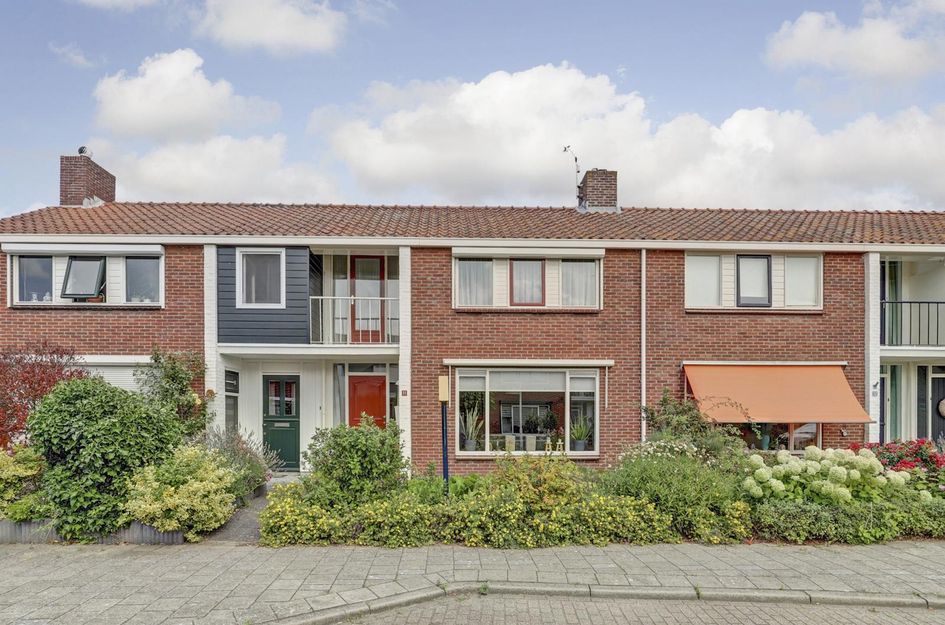 Zeeasterstraat 11