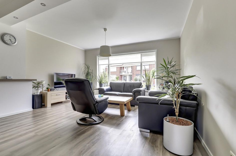 Zeeasterstraat 11