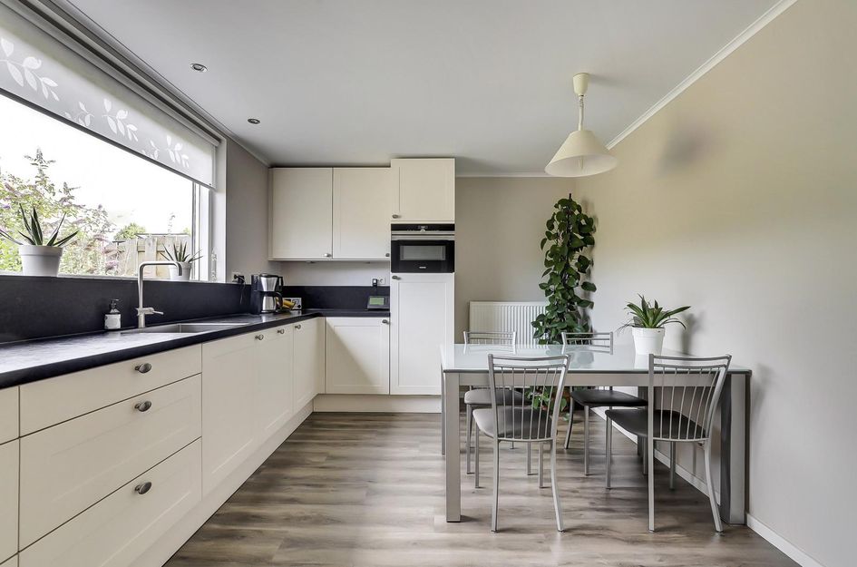 Zeeasterstraat 11