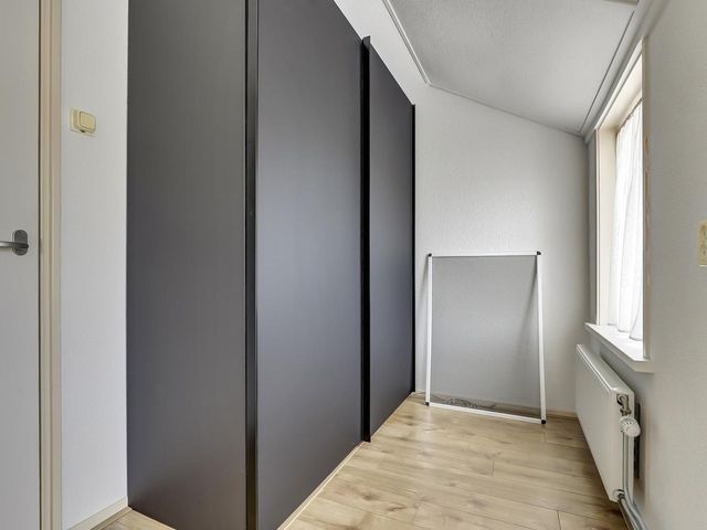Zeeasterstraat 11, Nieuwerkerk