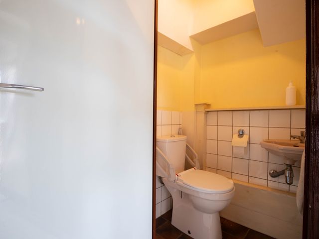 Lindenlaan 6, Leimuiden