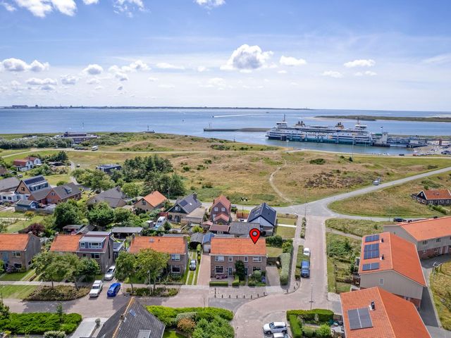 De Dageraad 4, Den Hoorn