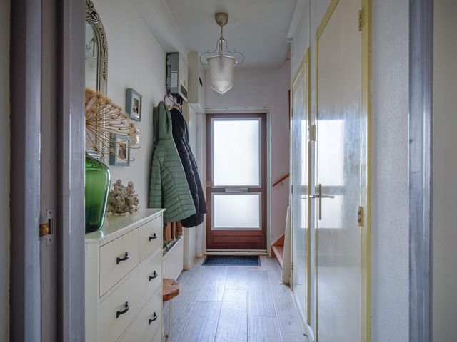 De Dageraad 4, Den Hoorn