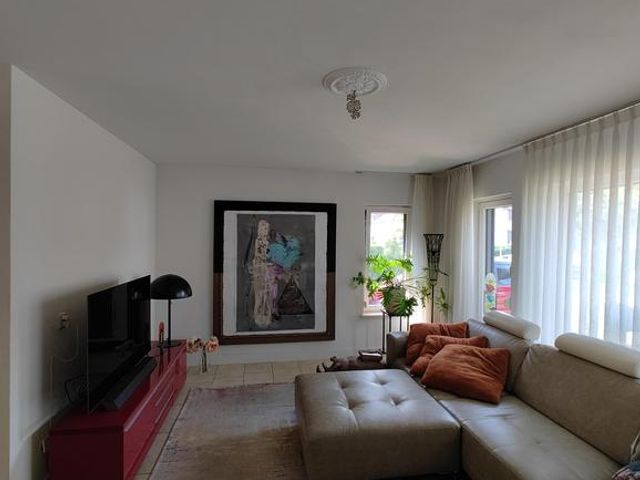 Ambachtsingel 22, Roermond
