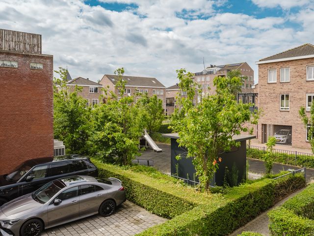 Stationsstraat 22, Spijkenisse