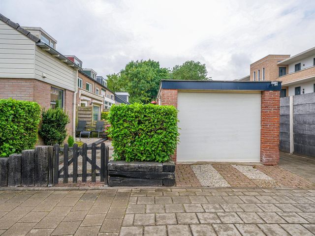 't Rak 20, Barendrecht