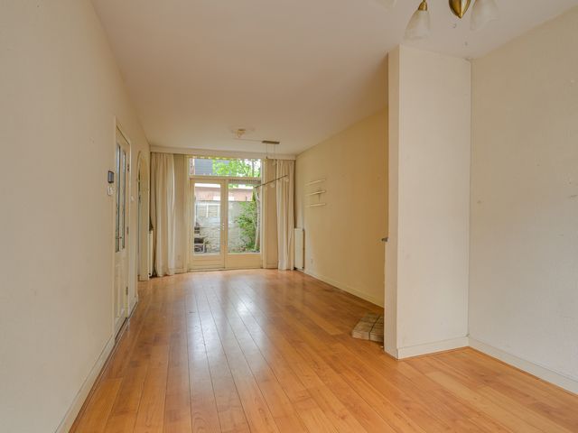 Javastraat 17, Leiden