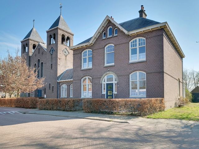 Kerkstraat 30, Spijk