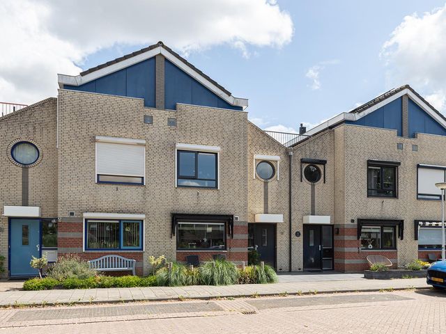 Hoefbladlaan 45, Papendrecht