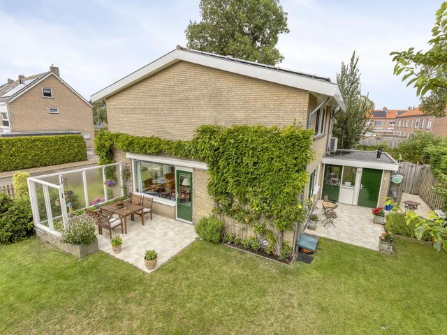 Irenestraat 1, Burgh-Haamstede