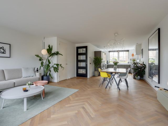 Catharina van Aragonlaan 104, Hoofddorp