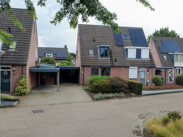 Korenbloemstraat 24, Maasbree