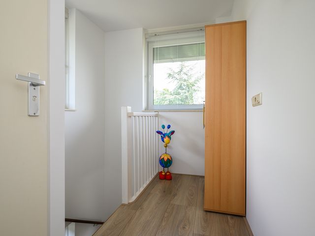 Bert Haanstrahof 13, Almere