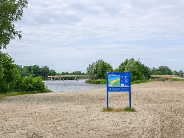 Bert Haanstrahof 13, Almere