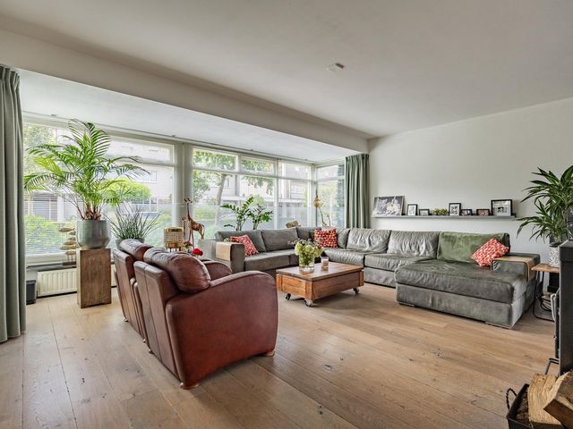 't Haagje 8, Eerbeek