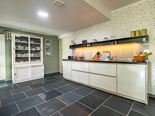 't Haagje 8, Eerbeek