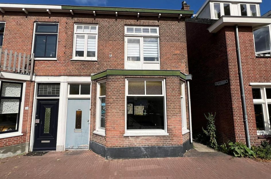 Dorpsstraat 12