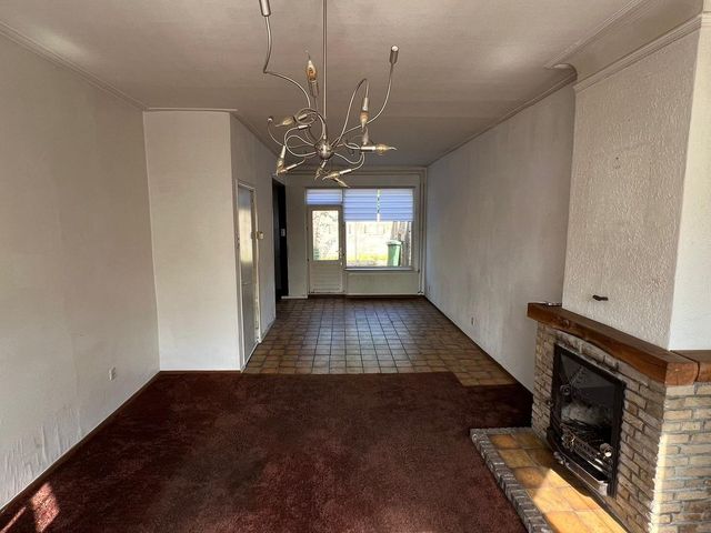 Dorpsstraat 12, Warmond