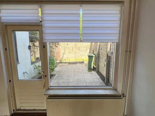 Dorpsstraat 12, Warmond