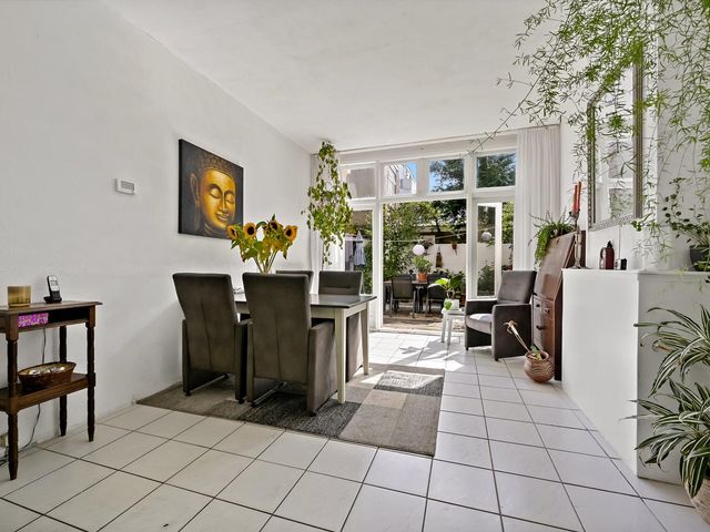 Irisstraat 92, 'S-Gravenhage