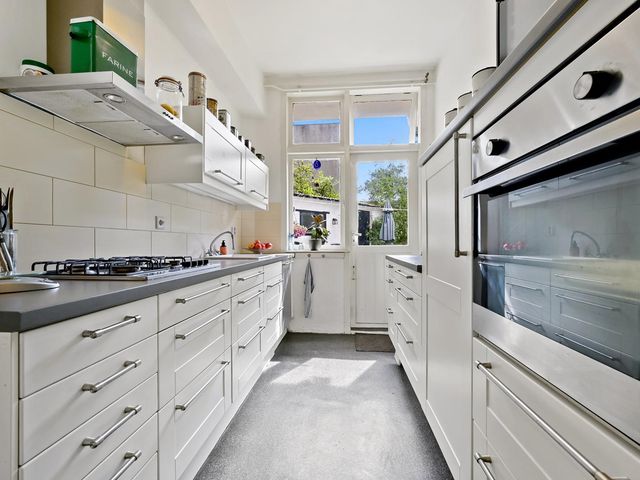 Irisstraat 92, 'S-Gravenhage