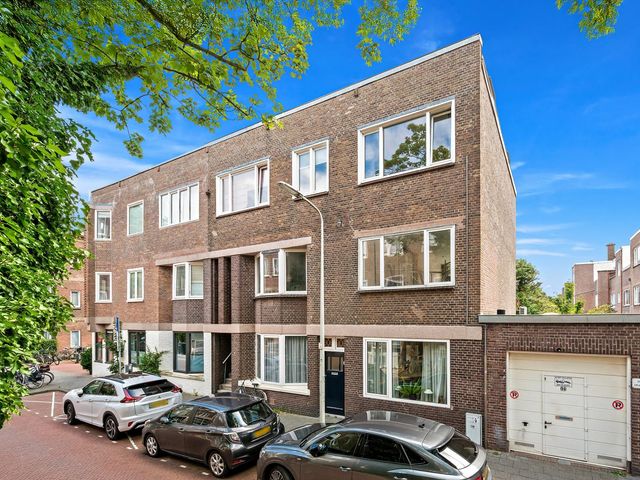 Irisstraat 92, 'S-Gravenhage