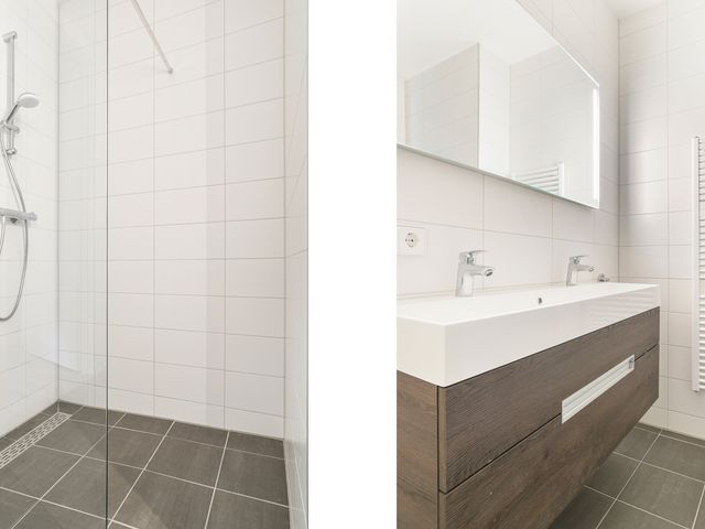 Stationsstraat 22, Rhoon