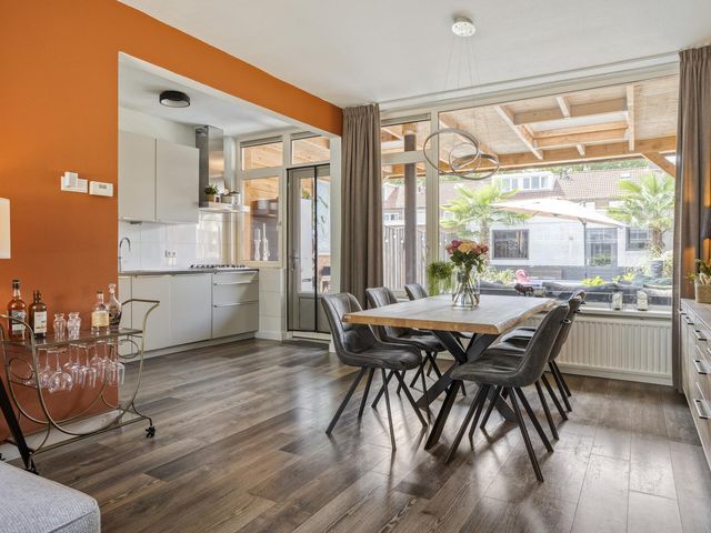 Predikherenlaan 24, Tilburg