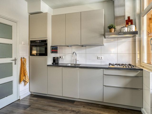 Predikherenlaan 24, Tilburg