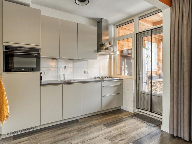 Predikherenlaan 24, Tilburg