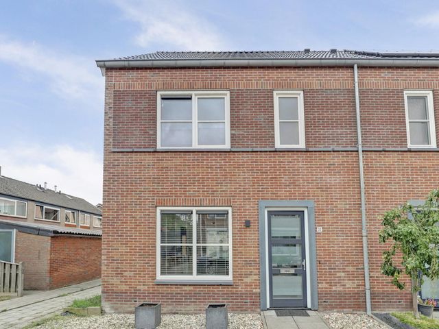 Dirk Jan Blomstraat 33, Kruiningen