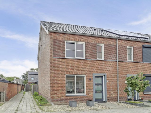 Dirk Jan Blomstraat 33, Kruiningen