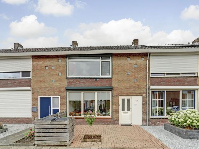 Morlodestraat 18, Krabbendijke