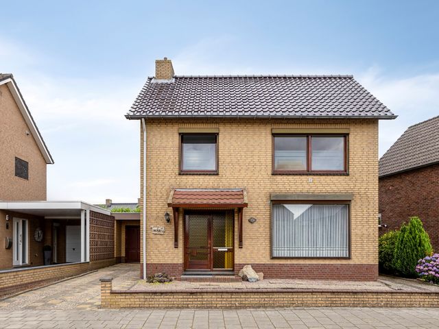 Dorpstraat 77A, Echt
