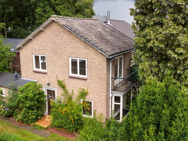 Van Hogendorpstraat 16, Veenendaal