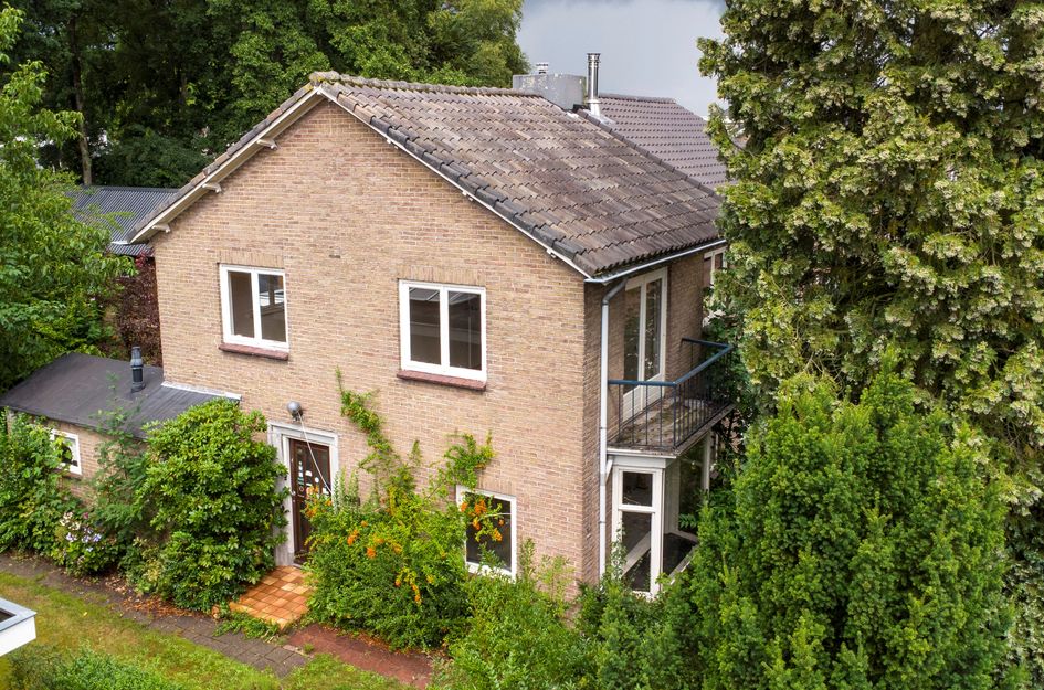 Van Hogendorpstraat 16