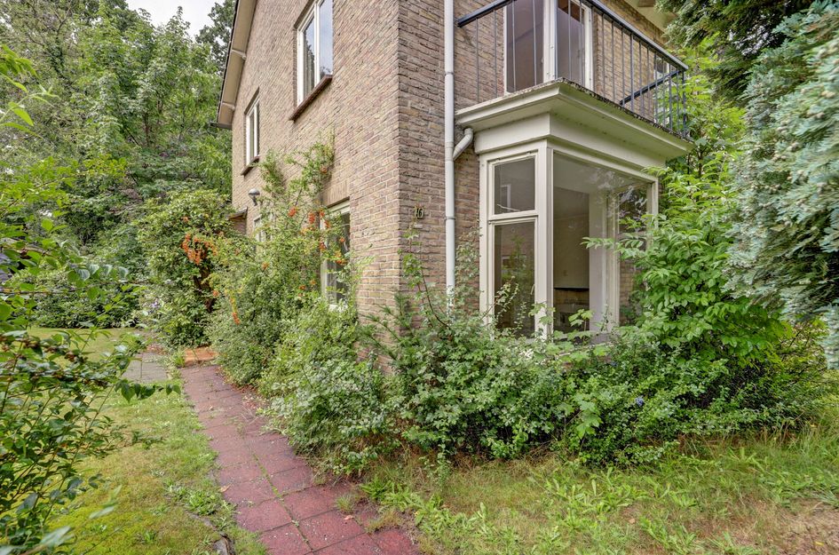 Van Hogendorpstraat 16