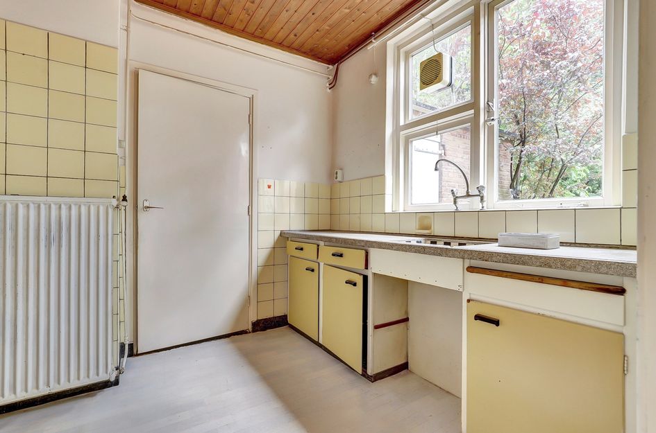 Van Hogendorpstraat 16