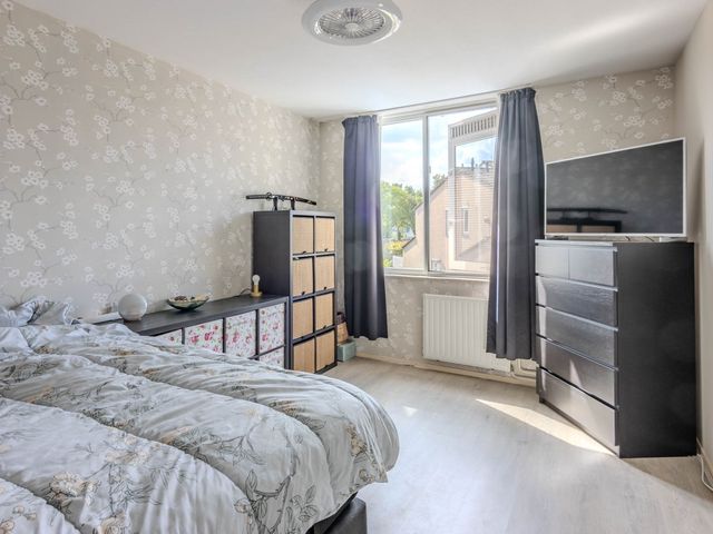 Donaulaan 8, Spijkenisse