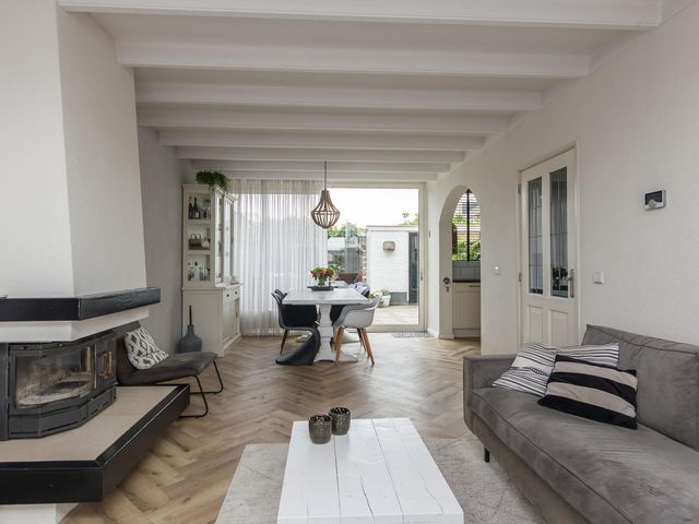 Hoonaartstraat 16, Hellevoetsluis