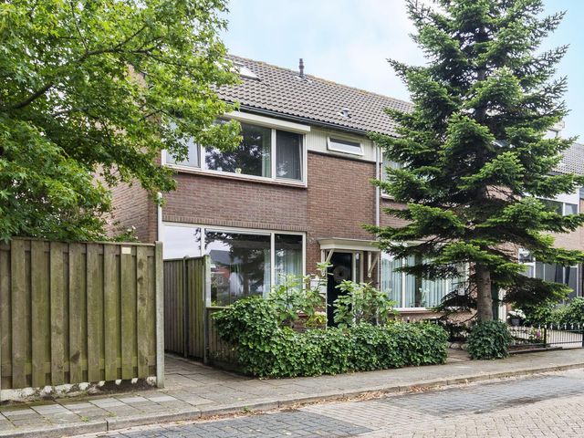 Hoonaartstraat 16, Hellevoetsluis