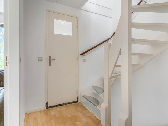 Van der Duyn van Maasdamstraat 4, Elst