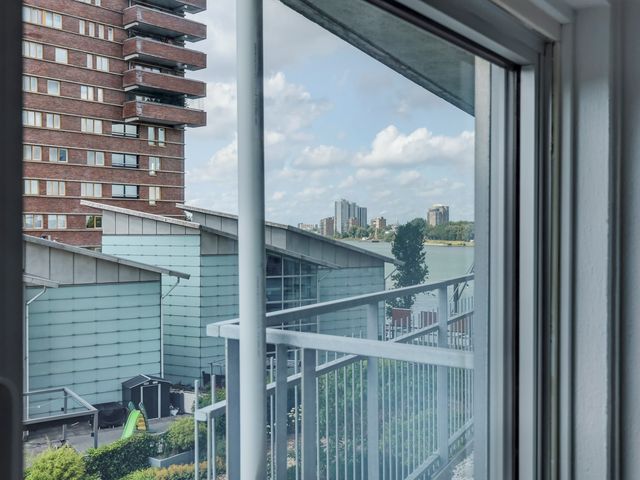 Puck van Heelstraat 64, Rotterdam