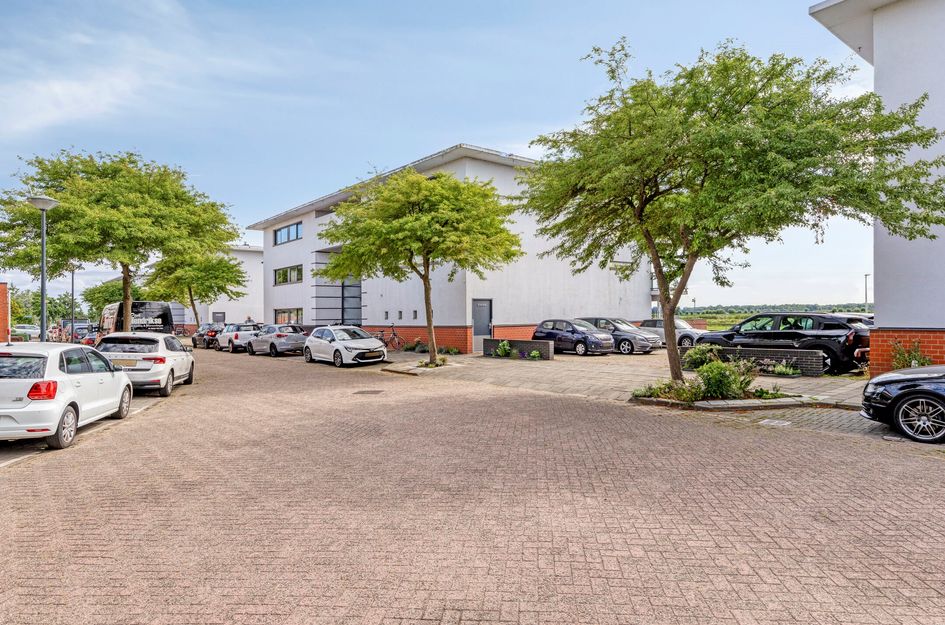 Lotte Beesestraat 39