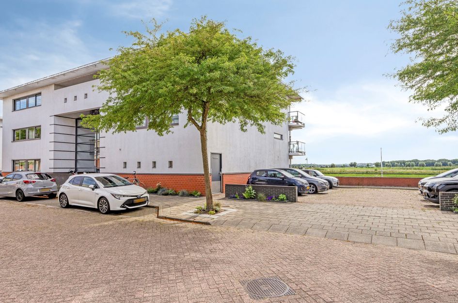 Lotte Beesestraat 39
