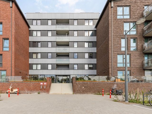 Stadhouderslaan 853, Zoeterwoude