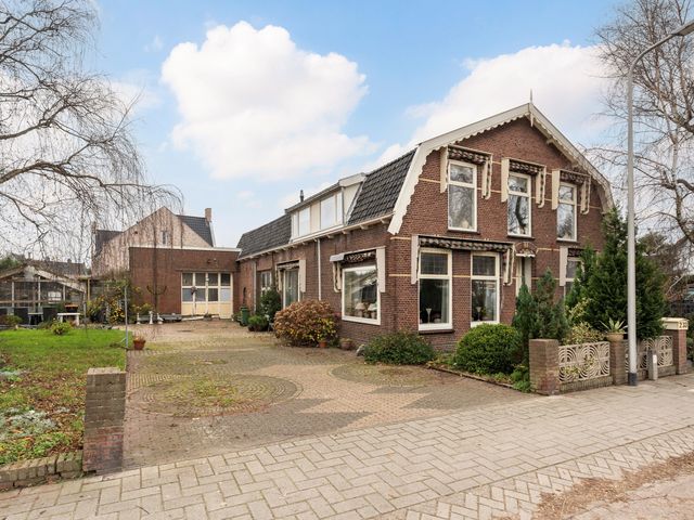 Oegstgeesterweg 233, Rijnsburg